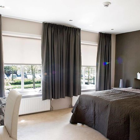 Hotel-Restaurant Thuis! Dinteloord Екстериор снимка