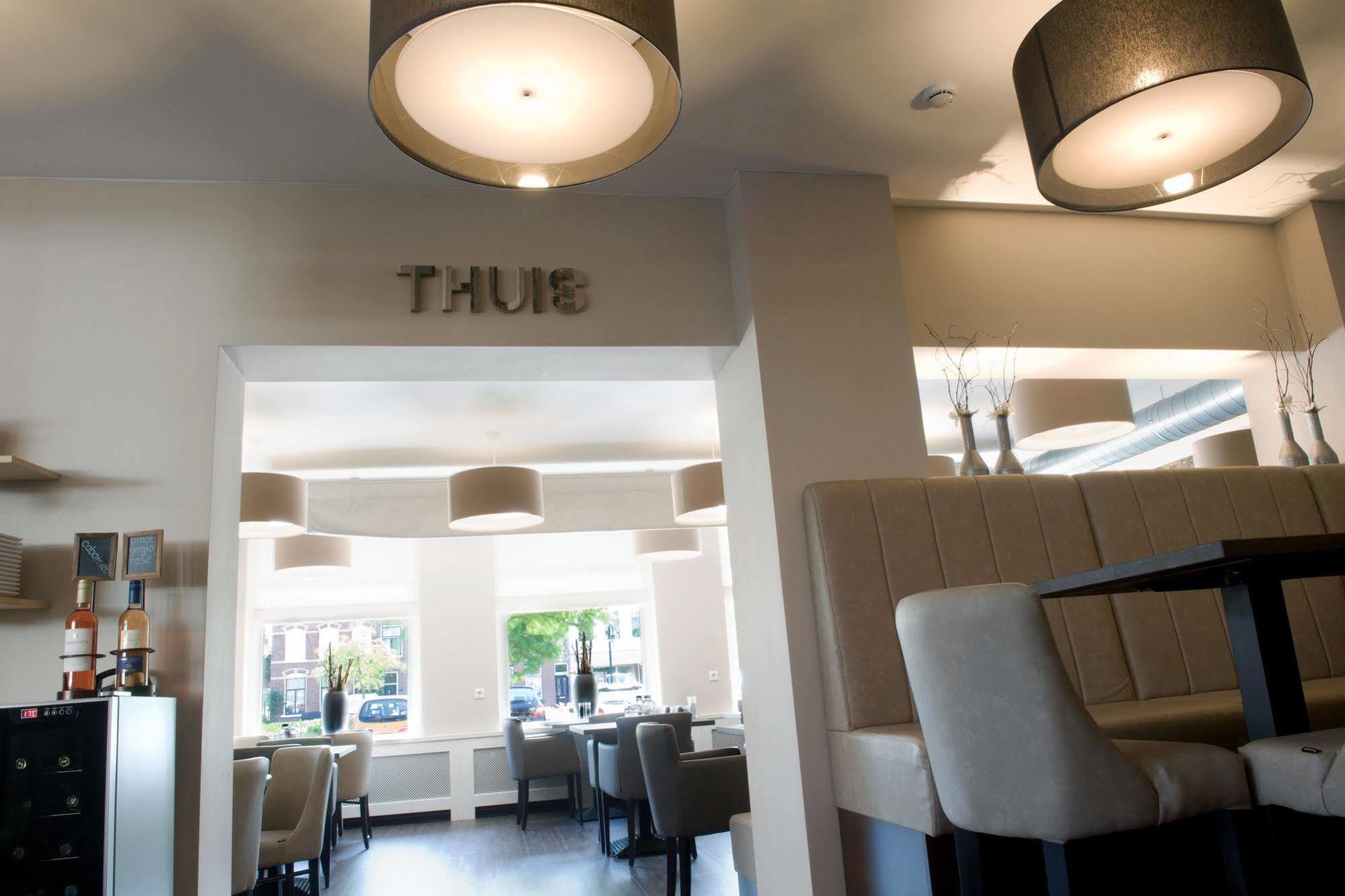 Hotel-Restaurant Thuis! Dinteloord Екстериор снимка