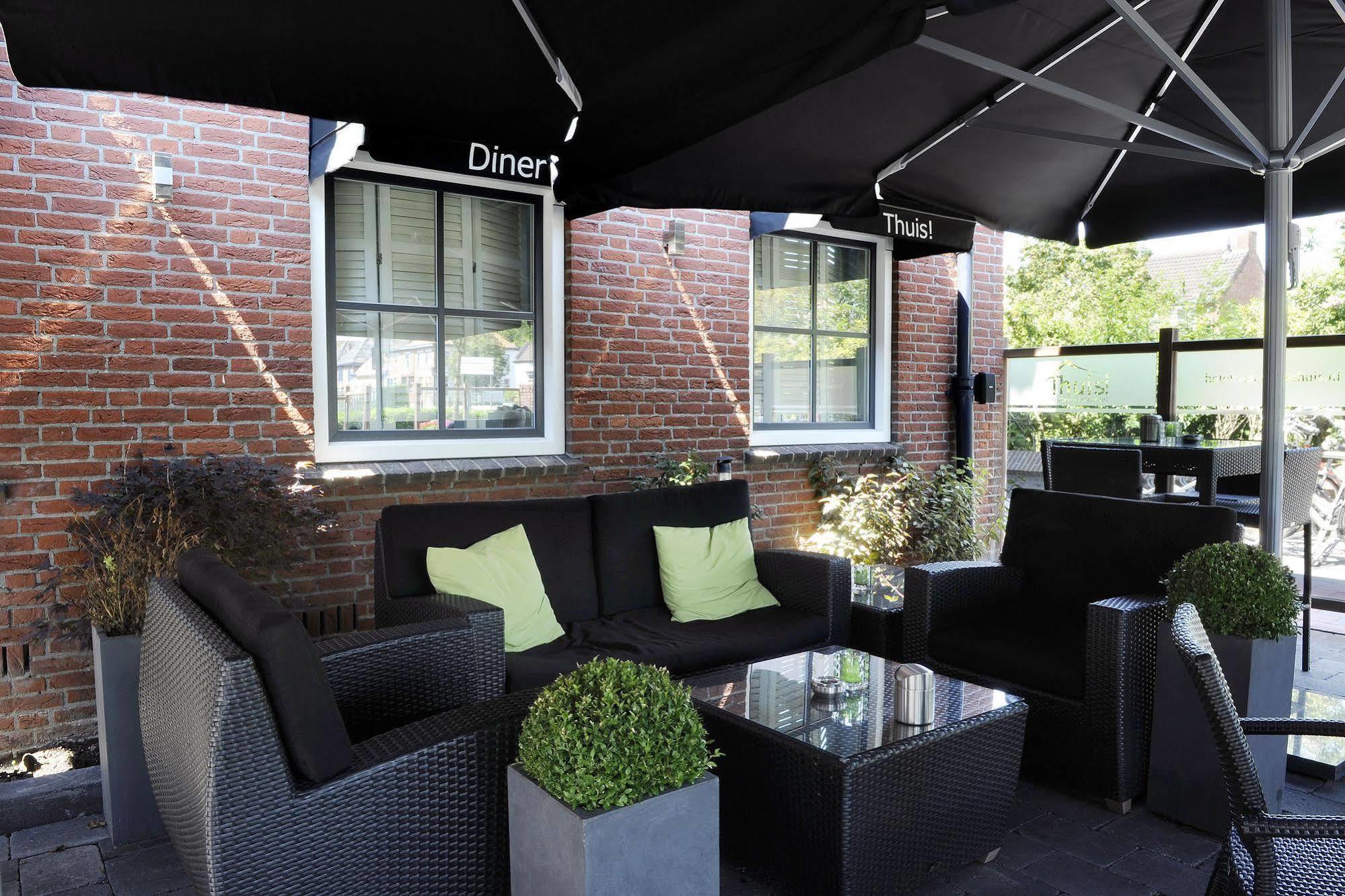 Hotel-Restaurant Thuis! Dinteloord Екстериор снимка