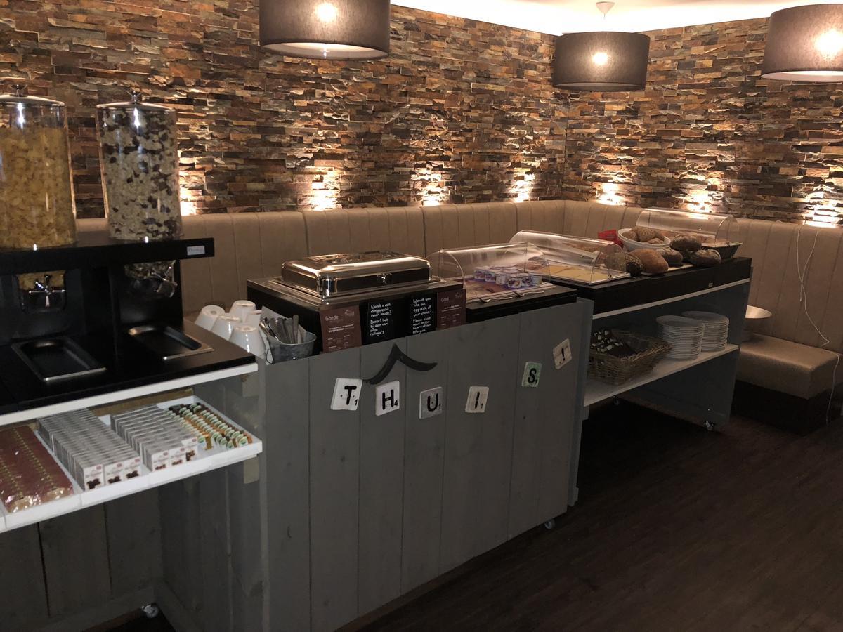 Hotel-Restaurant Thuis! Dinteloord Екстериор снимка
